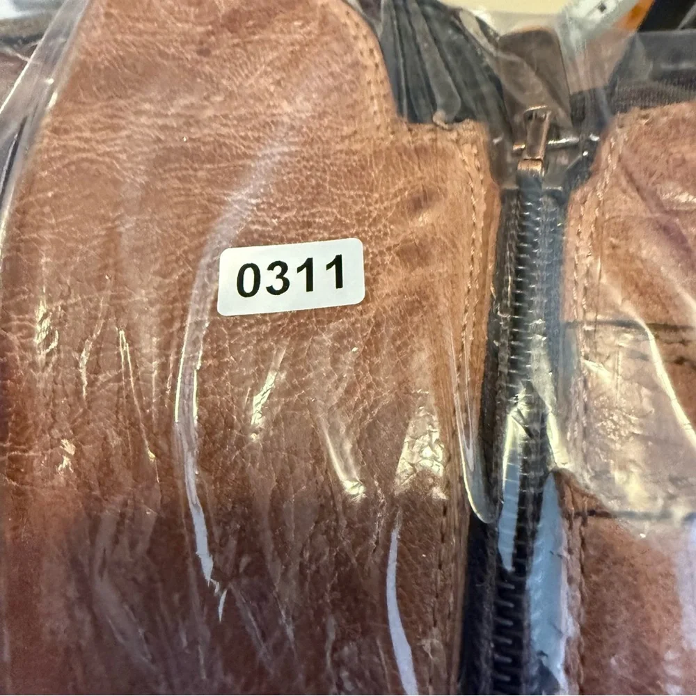Donald J Pliner Signature Knee‎ High Brown Zip Up Boots Made In Italy Size 8